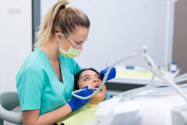Best Emergency Tooth Extraction in Warren Park, IN
